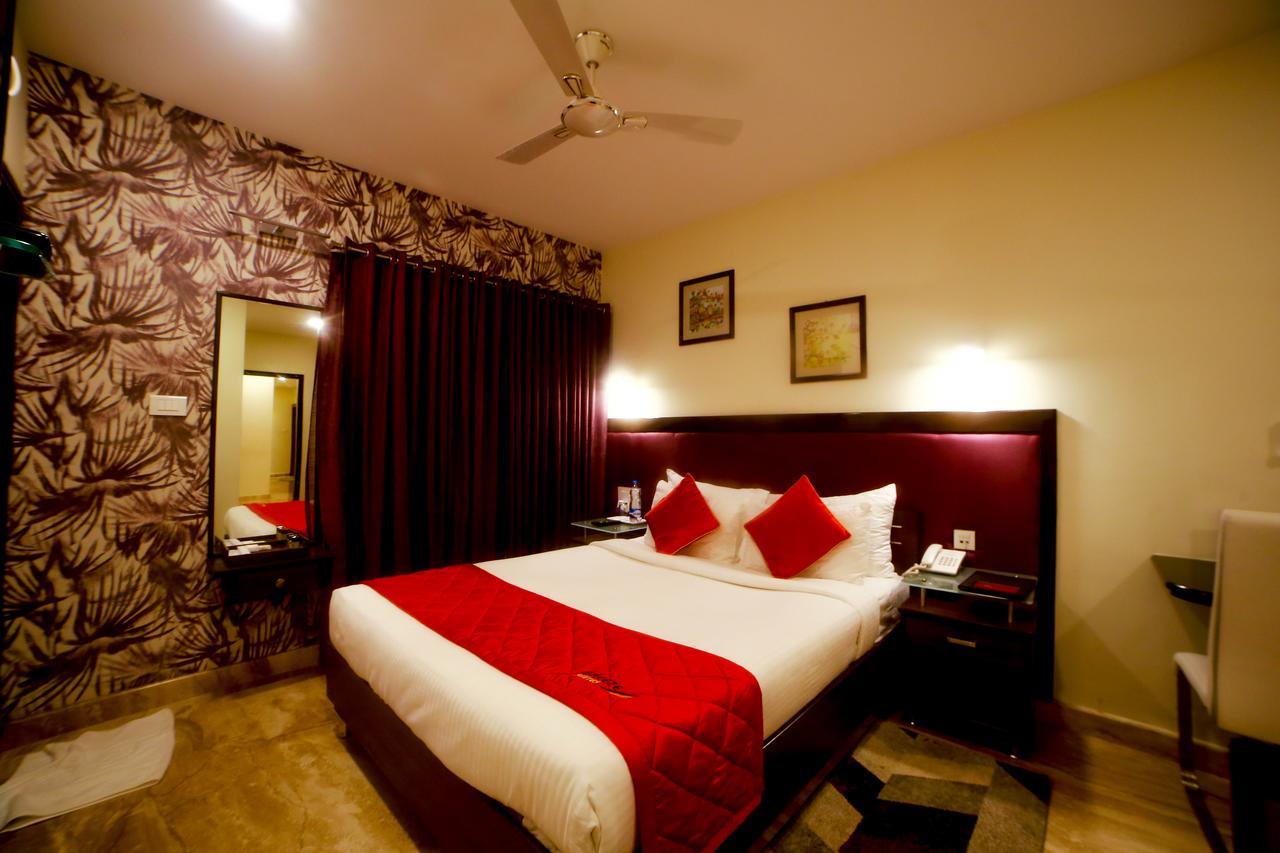 D Breeze Suites Devanahalli Dış mekan fotoğraf